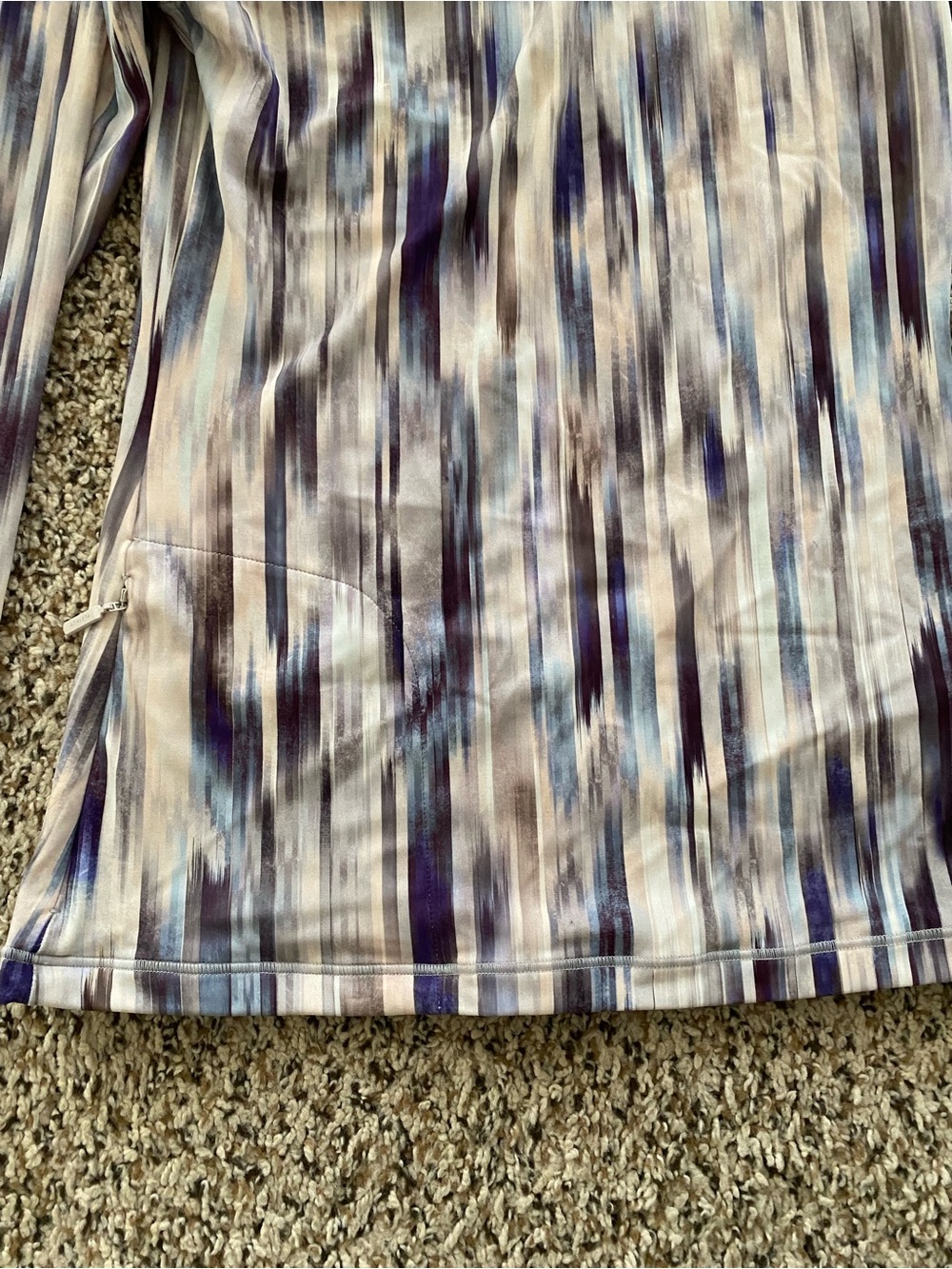 Athleta Multicolored North Point Rashguard In Grey Abstract - Picture 10 of 13